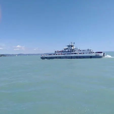 Balaton Hotel *